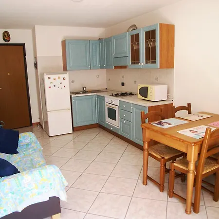 Alessia Apartment *