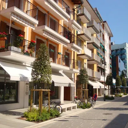 Alessia Apartment *